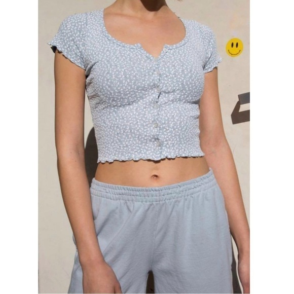 John Galt Blue Floral Button Front Cropped Zelly Top - Picture 1 of 9